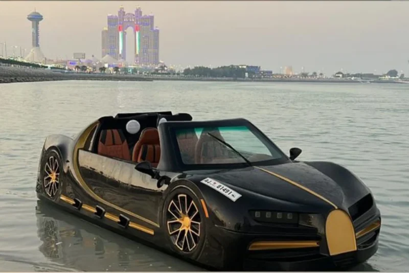 Model B outboard engine